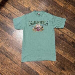 single stitch 1994 Gatlinburg Tennessee graphic bear tee